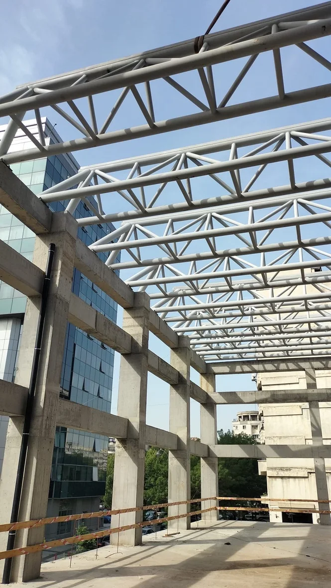 EXTINDERE LAUDE REUT - structura metalica peste nivelul cladirii