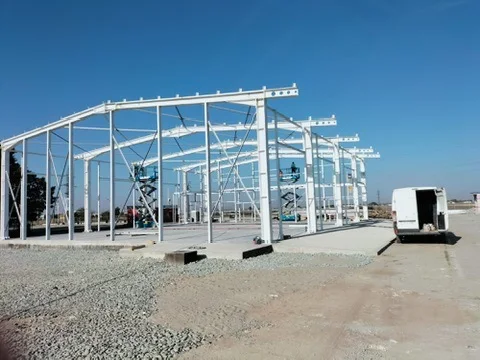 HALE DELTA INTERNATIONAL CONSTANȚA - hala in etapa de structura