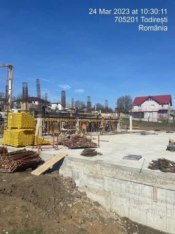 SALA DE SPORT TODIREȘTI - platforma si structura in lucru